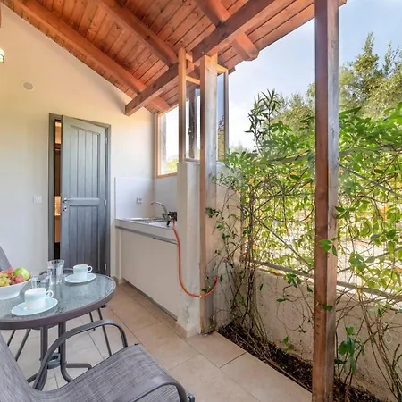 Casa Lakonia In Crete Island بيت للعطل